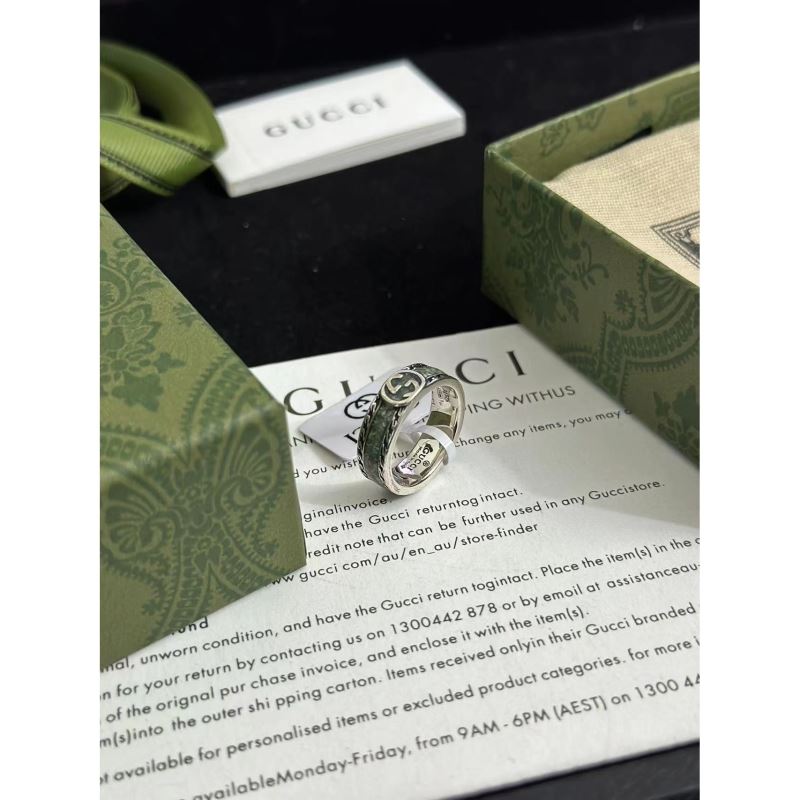 G*u*i rings